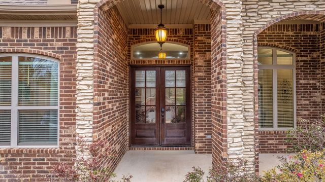 13414 Foxfield Lane, Little Rock, AR 72211