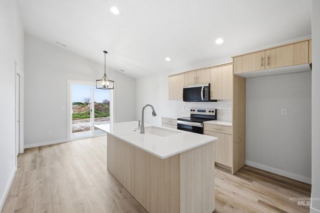2381 W Red Jasper Dr, Kuna, ID 83634