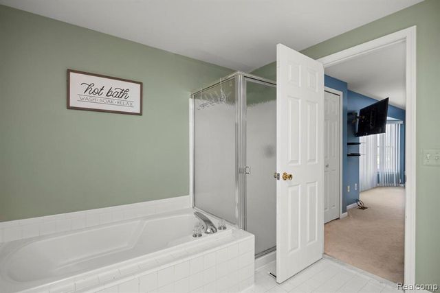 34509 Heartsworth Lane, Sterling Heights, MI 48312