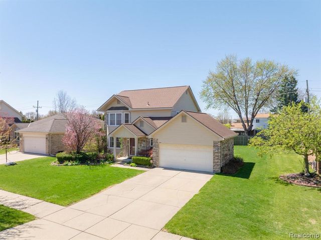 34509 Heartsworth Lane, Sterling Heights, MI 48312