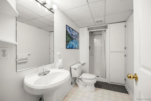 34509 Heartsworth Lane, Sterling Heights, MI 48312