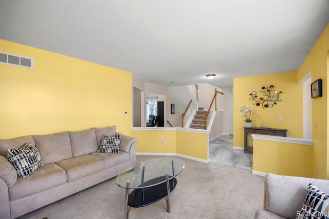 34509 Heartsworth Lane, Sterling Heights, MI 48312