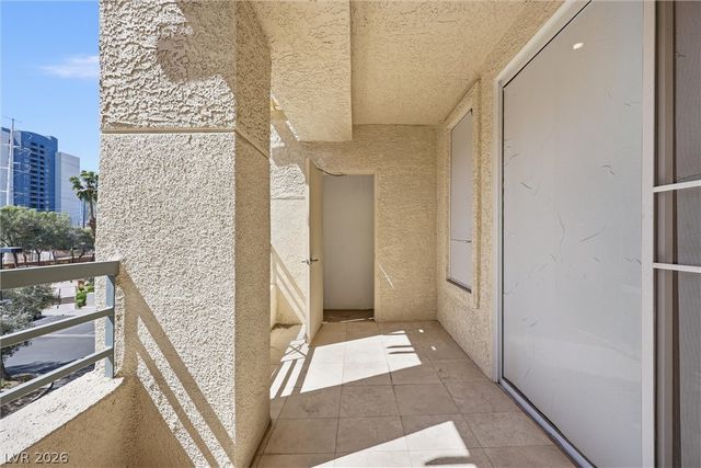 260 East Flamingo Road 308, Las Vegas, NV 89169