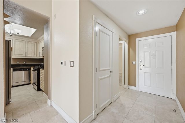 260 East Flamingo Road 308, Las Vegas, NV 89169