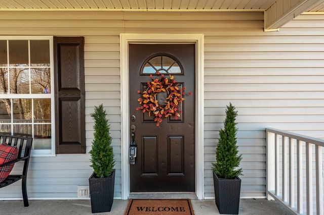 1218 Locust St, Westmoreland, TN 37186