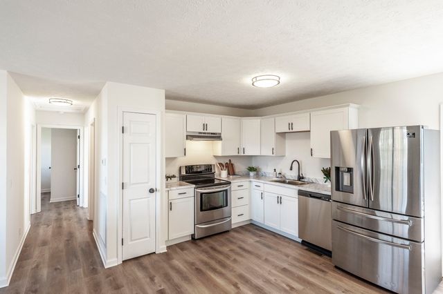 1218 Locust St, Westmoreland, TN 37186