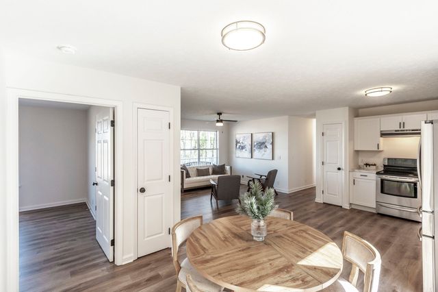 1218 Locust St, Westmoreland, TN 37186