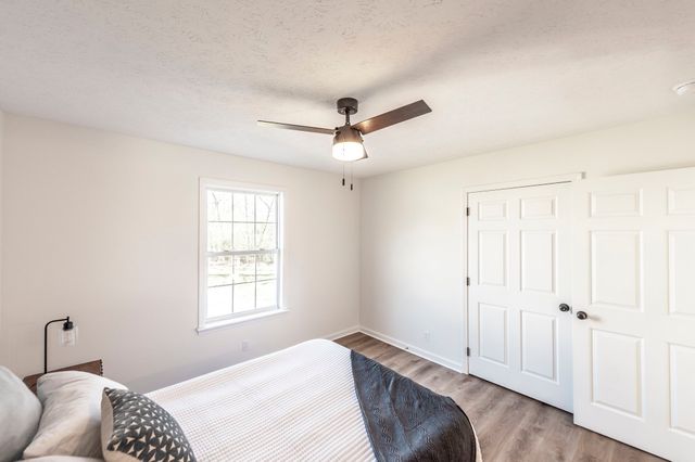 1218 Locust St, Westmoreland, TN 37186