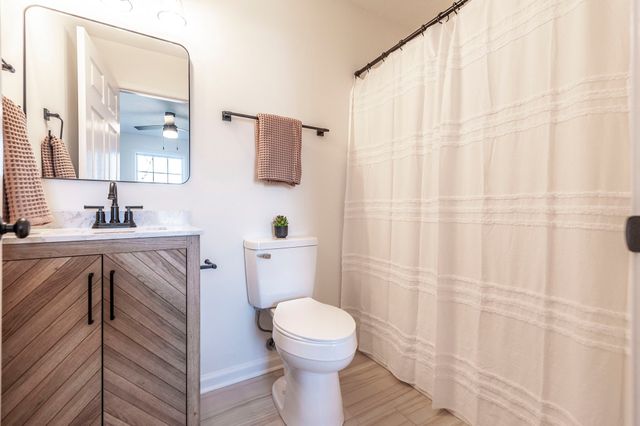 1218 Locust St, Westmoreland, TN 37186