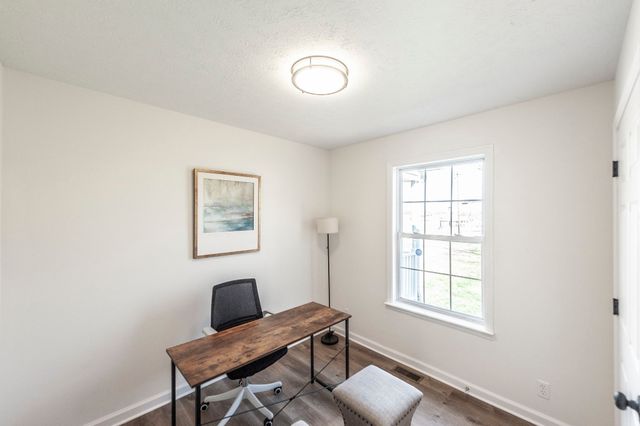 1218 Locust St, Westmoreland, TN 37186