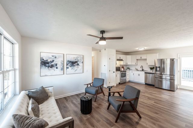 1218 Locust St, Westmoreland, TN 37186