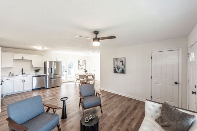 1218 Locust St, Westmoreland, TN 37186