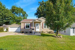 379 Stanford Street, Akron, OH 44314