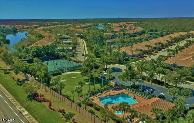 10134 COLONIAL COUNTRY CLUB BLVD 904, Fort Myers, FL 33913