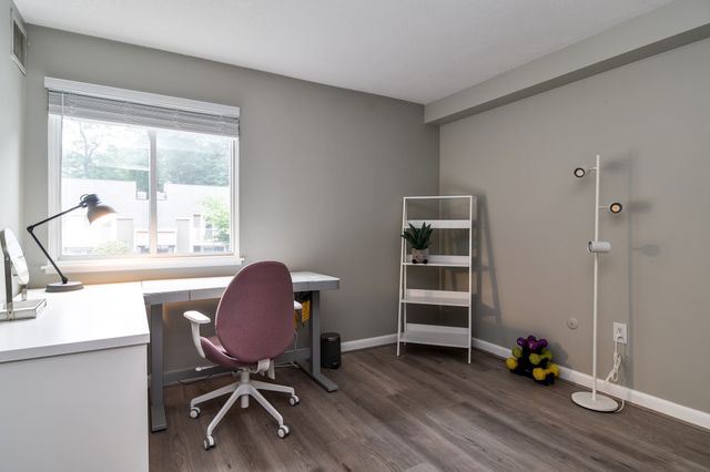 42 Silver Hill Lane 5, Natick, MA 01760