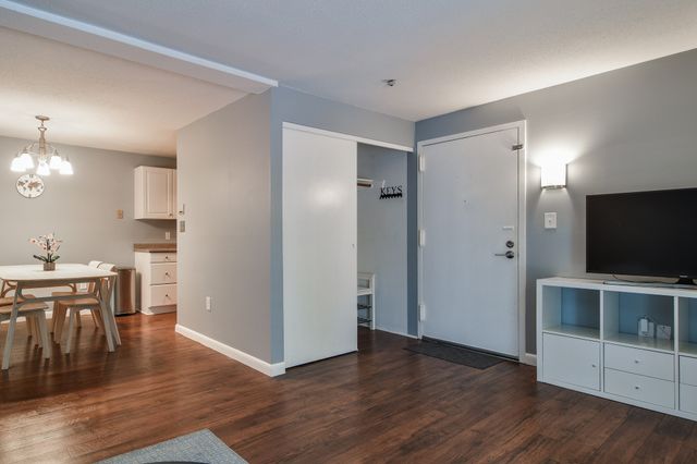 42 Silver Hill Lane 5, Natick, MA 01760