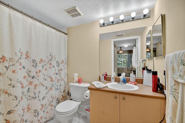 4180 San Marino Boulevard 304, West Palm Beach, FL 33409
