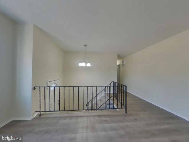 3109 LAKEHURST AVE, District Heights, MD 20747