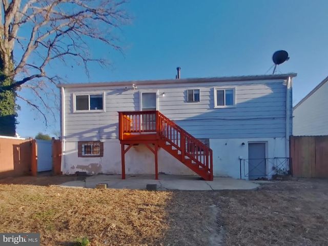 3109 LAKEHURST AVE, District Heights, MD 20747