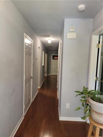 10221 Deep Creek Place, Union City, GA 30291