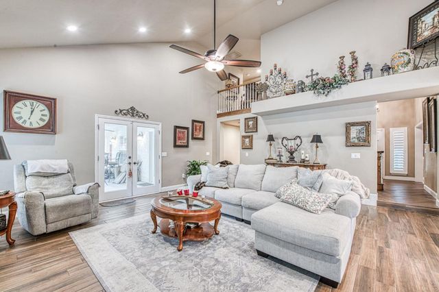 3509 W Menlo Avenue, Fresno, CA 93711