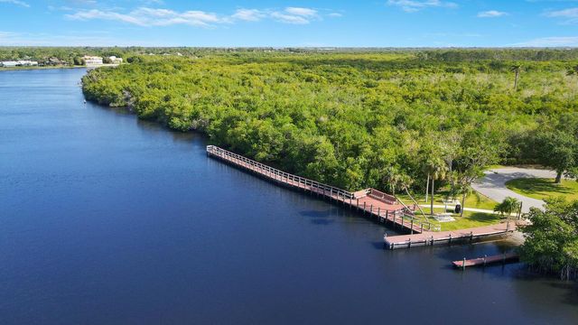 540 SW South River Drive 204, Stuart, FL 34997