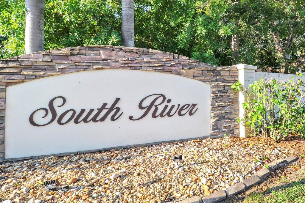 540 SW South River Drive 204, Stuart, FL 34997