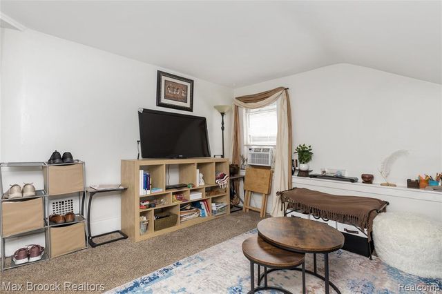 401 Pingree Boulevard, Royal Oak, MI 48067