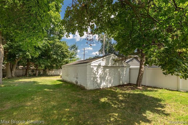 401 Pingree Boulevard, Royal Oak, MI 48067
