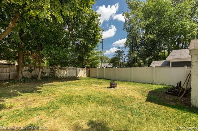 401 Pingree Boulevard, Royal Oak, MI 48067