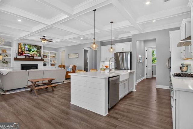757 Bridgeview Drive, Canton, GA 30115