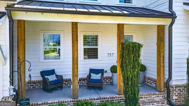 757 Bridgeview Drive, Canton, GA 30115