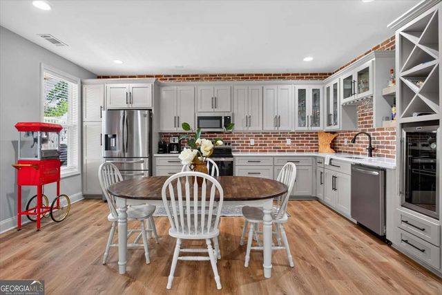 757 Bridgeview Drive, Canton, GA 30115