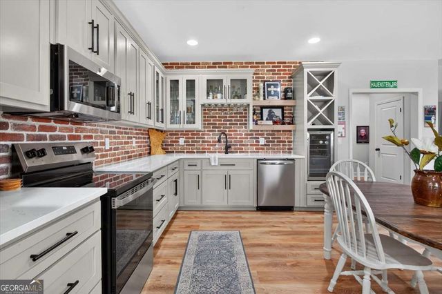 757 Bridgeview Drive, Canton, GA 30115