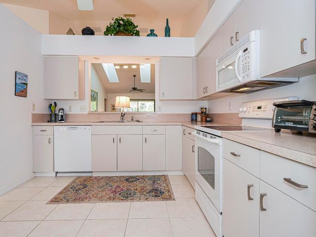 679 5th Avenue, Vero Beach, FL 32962