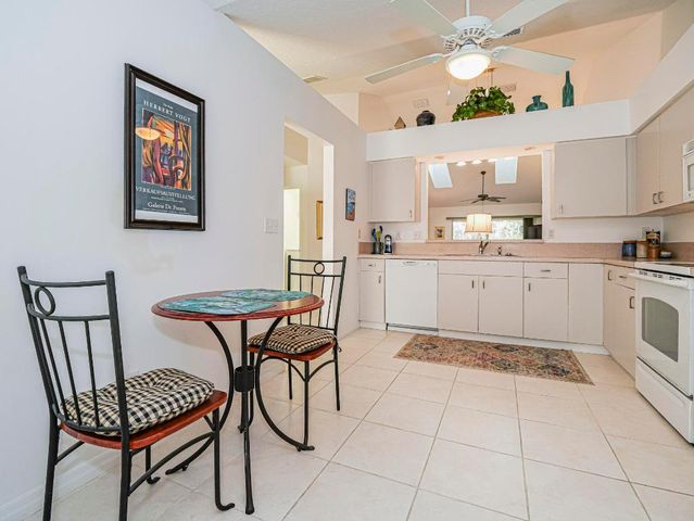 679 5th Avenue, Vero Beach, FL 32962