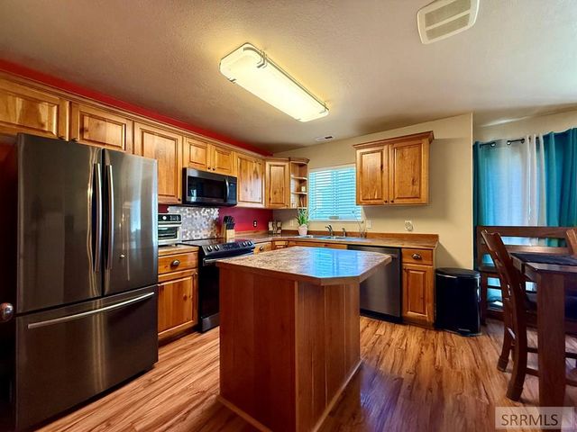 3702 E Pearce Drive, Idaho Falls, ID 83401
