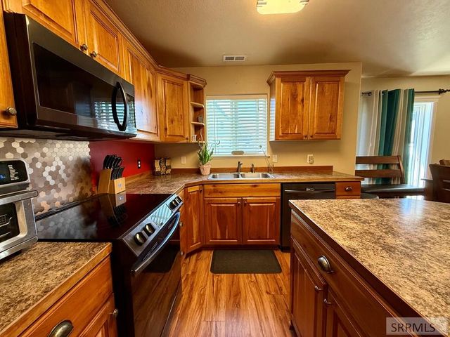 3702 E Pearce Drive, Idaho Falls, ID 83401