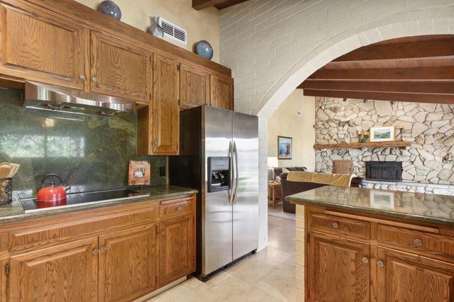 10107 Justamere Ln, Elk Grove, CA 95624
