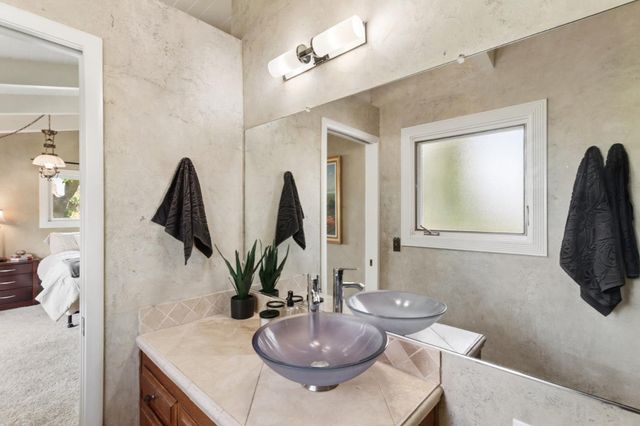10107 Justamere Ln, Elk Grove, CA 95624