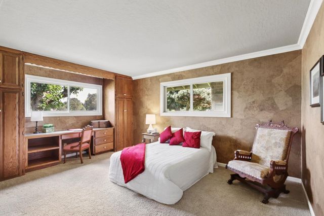 10107 Justamere Ln, Elk Grove, CA 95624