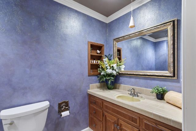 10107 Justamere Ln, Elk Grove, CA 95624
