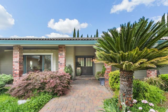 10107 Justamere Ln, Elk Grove, CA 95624