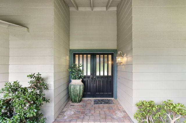 10107 Justamere Ln, Elk Grove, CA 95624