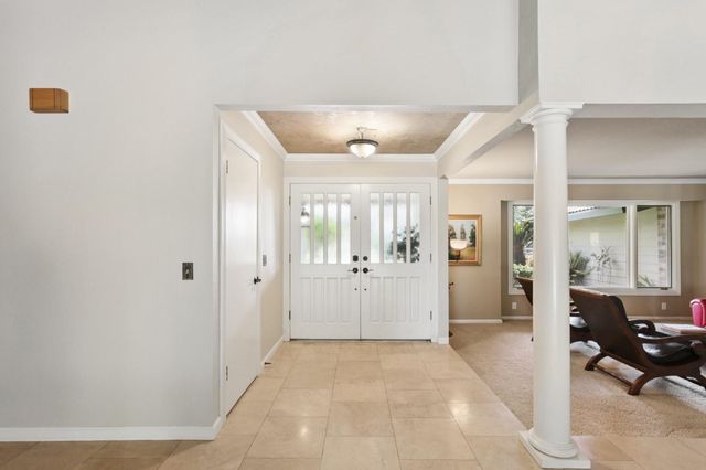 10107 Justamere Ln, Elk Grove, CA 95624