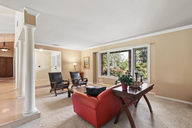 10107 Justamere Ln, Elk Grove, CA 95624