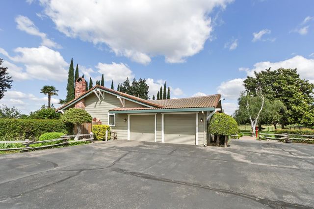 10107 Justamere Ln, Elk Grove, CA 95624
