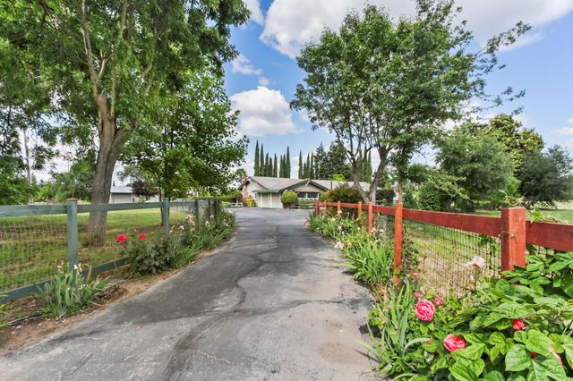 10107 Justamere Ln, Elk Grove, CA 95624