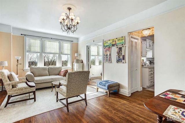 3438 Russell Boulevard 604, St Louis, MO 63104