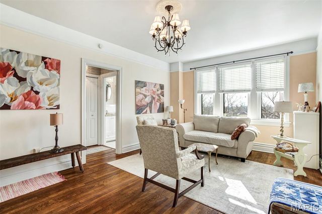 3438 Russell Boulevard 604, St Louis, MO 63104